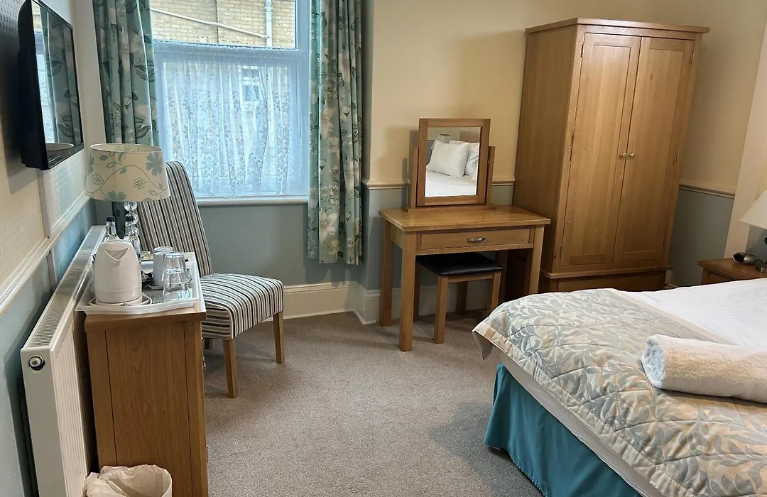 Harbour Lights Guest House Room Only-1